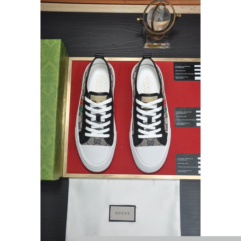 G*u*i casual shoes